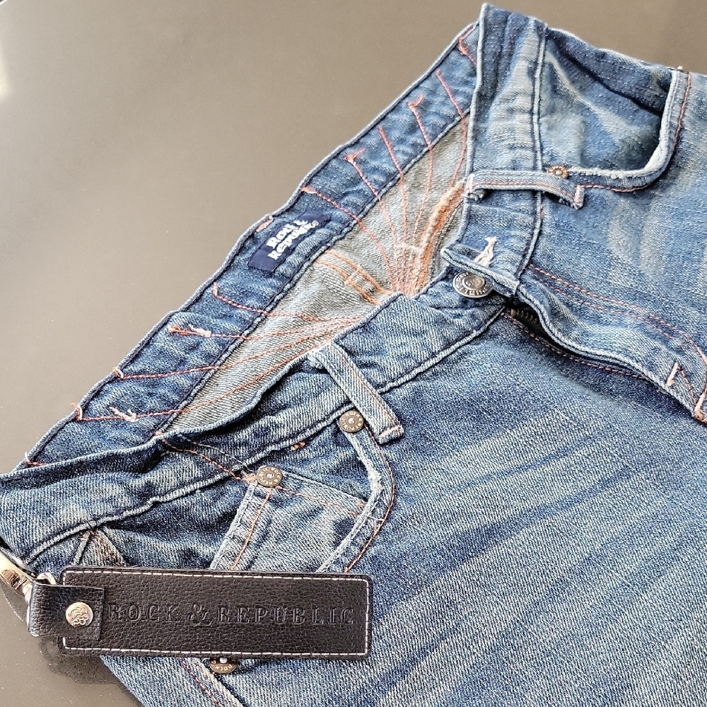 Rock & Republic Blue Flare Jeans with Vintage Appeal